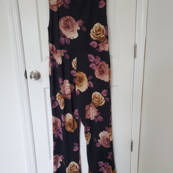 💐Floral Jumpsuit - Picture 5 of 5